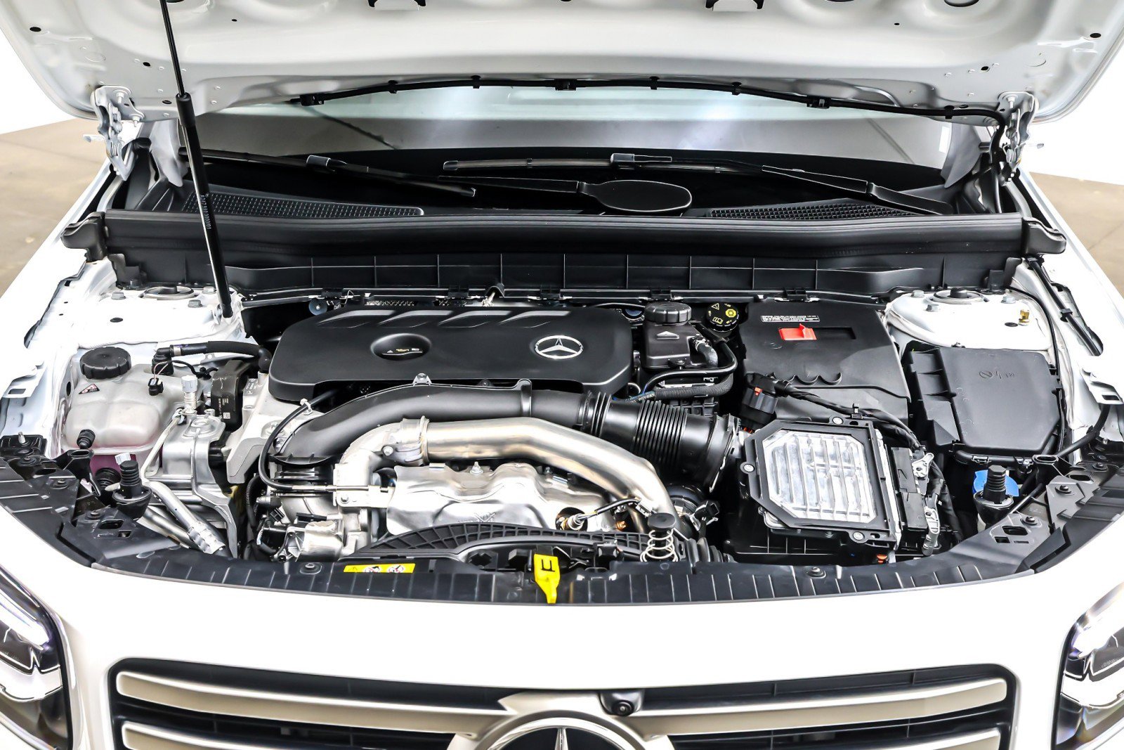 New 2026 Mercedes-Benz GLB 250 image 11