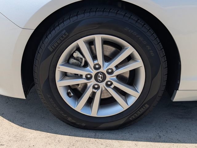Used 2017 Hyundai Sonata SE FWD image 7