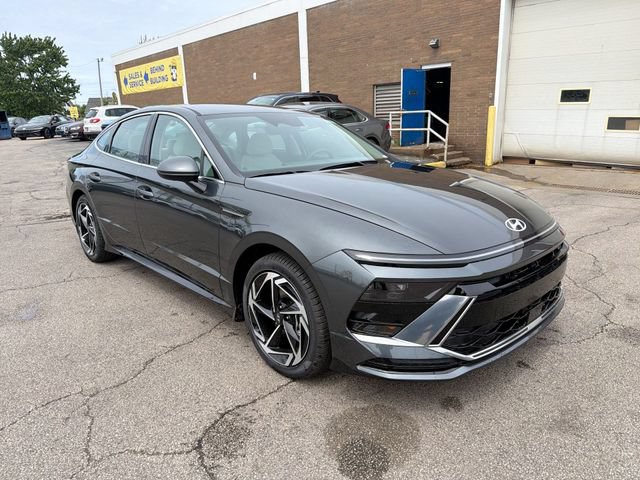 New 2026 Hyundai Sonata SEL AWD/4WD image 11