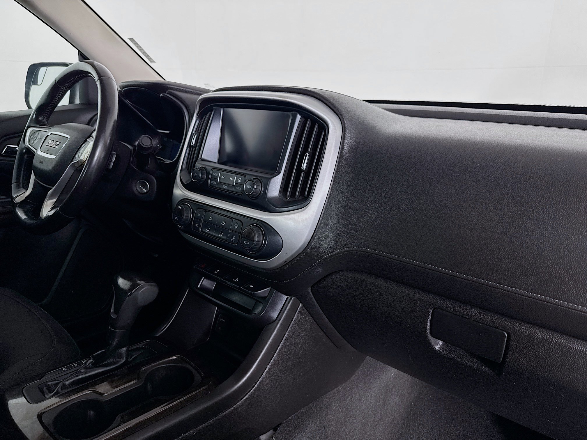 Used 2016 GMC Canyon SLE w/ SLE Convenience Package RWD image 27