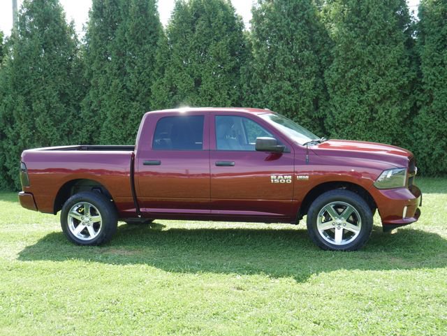 Used 2017 RAM 1500 Express AWD/4WD image 6