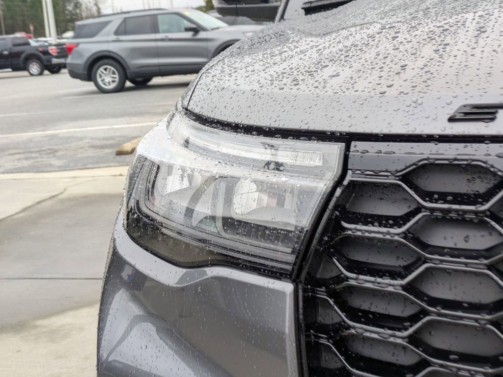 New 2026 Ford Explorer ST image 9