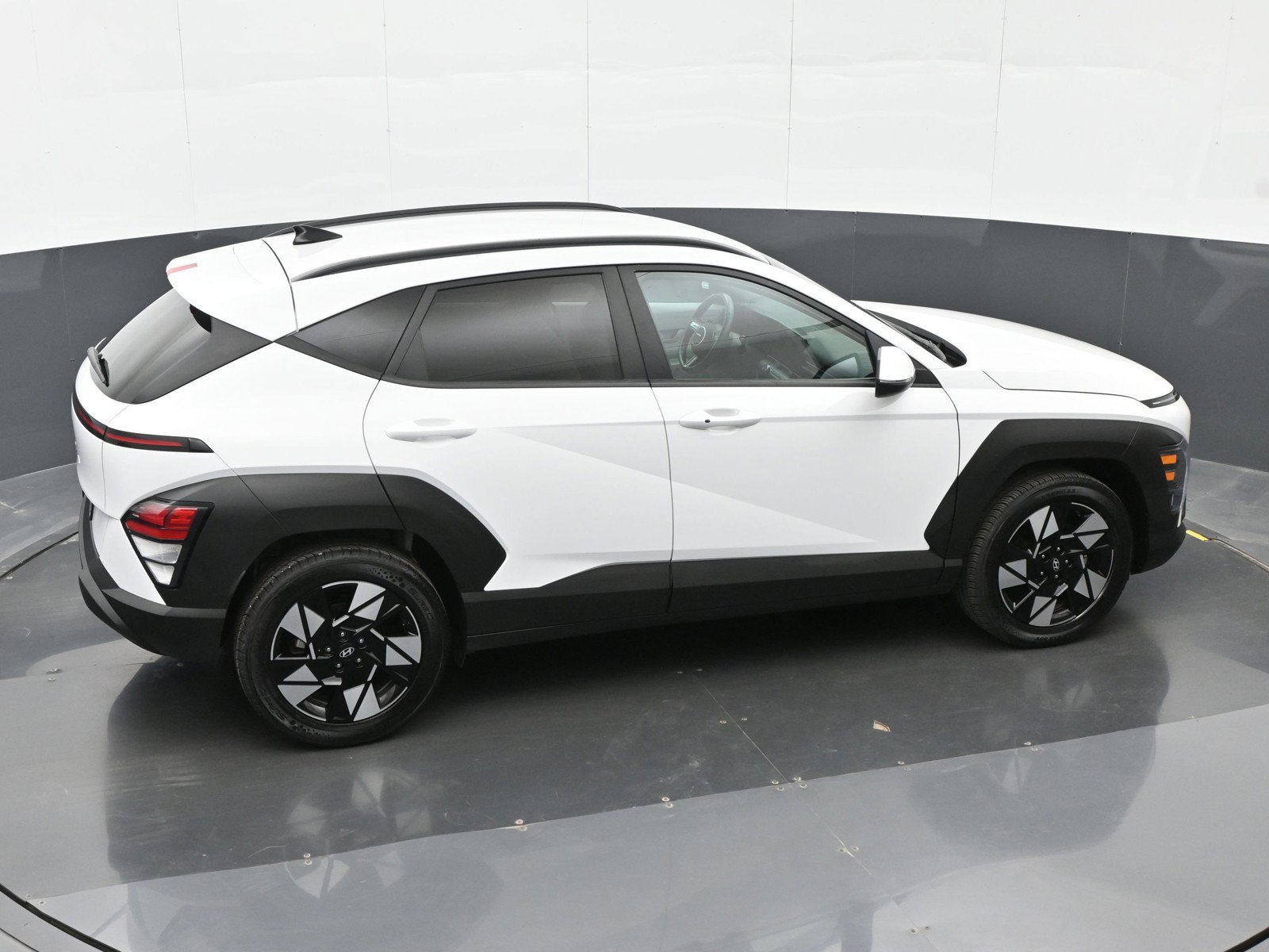Certified 2024 Hyundai Kona SEL FWD image 32