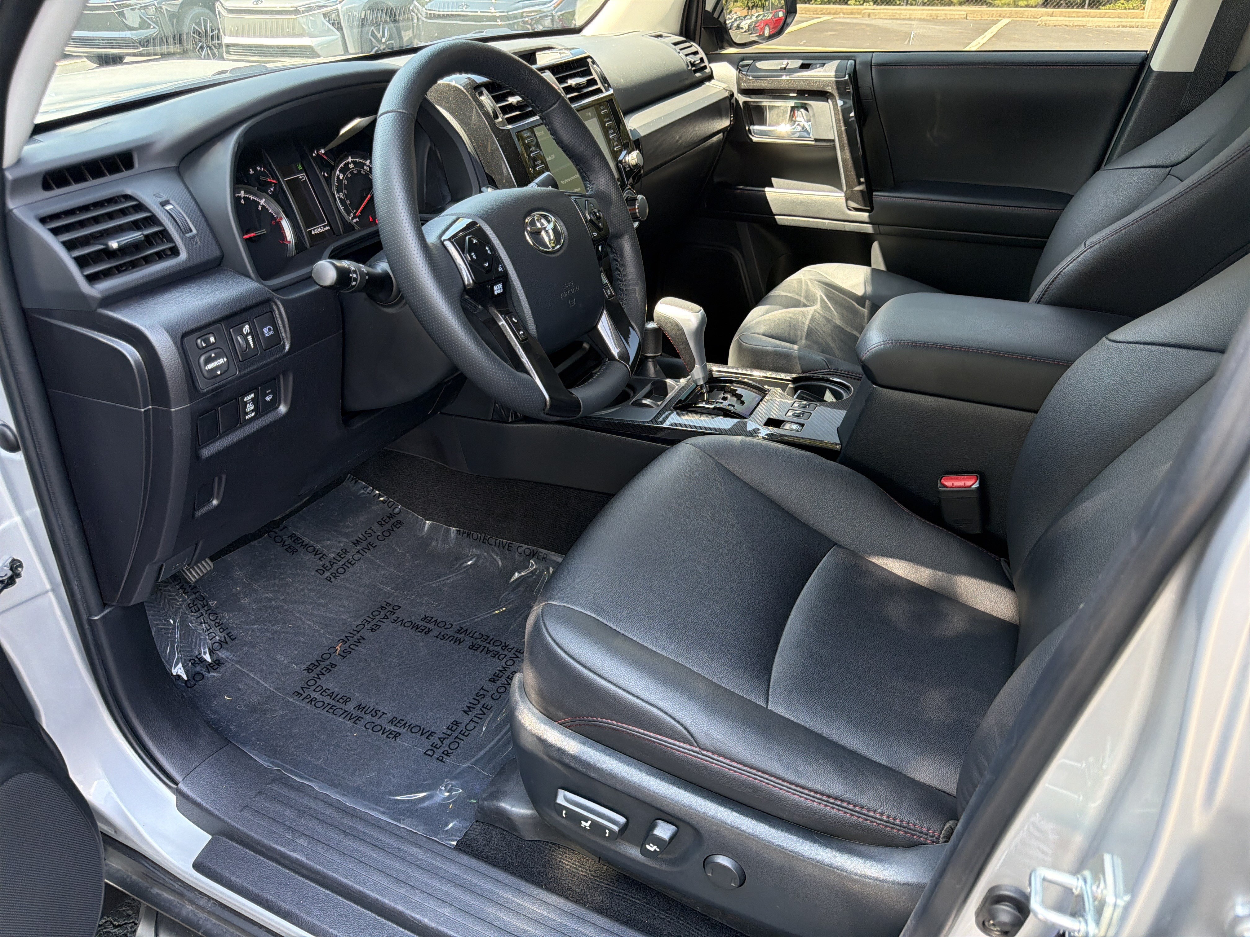 Used 2023 Toyota 4Runner TRD Off-Road Premium w/ Moonroof Package AWD/4WD image 9