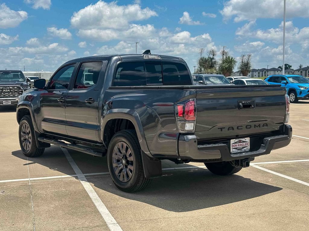 Used 2022 Toyota Tacoma Limited w/ Nightshade Package AWD/4WD image 5