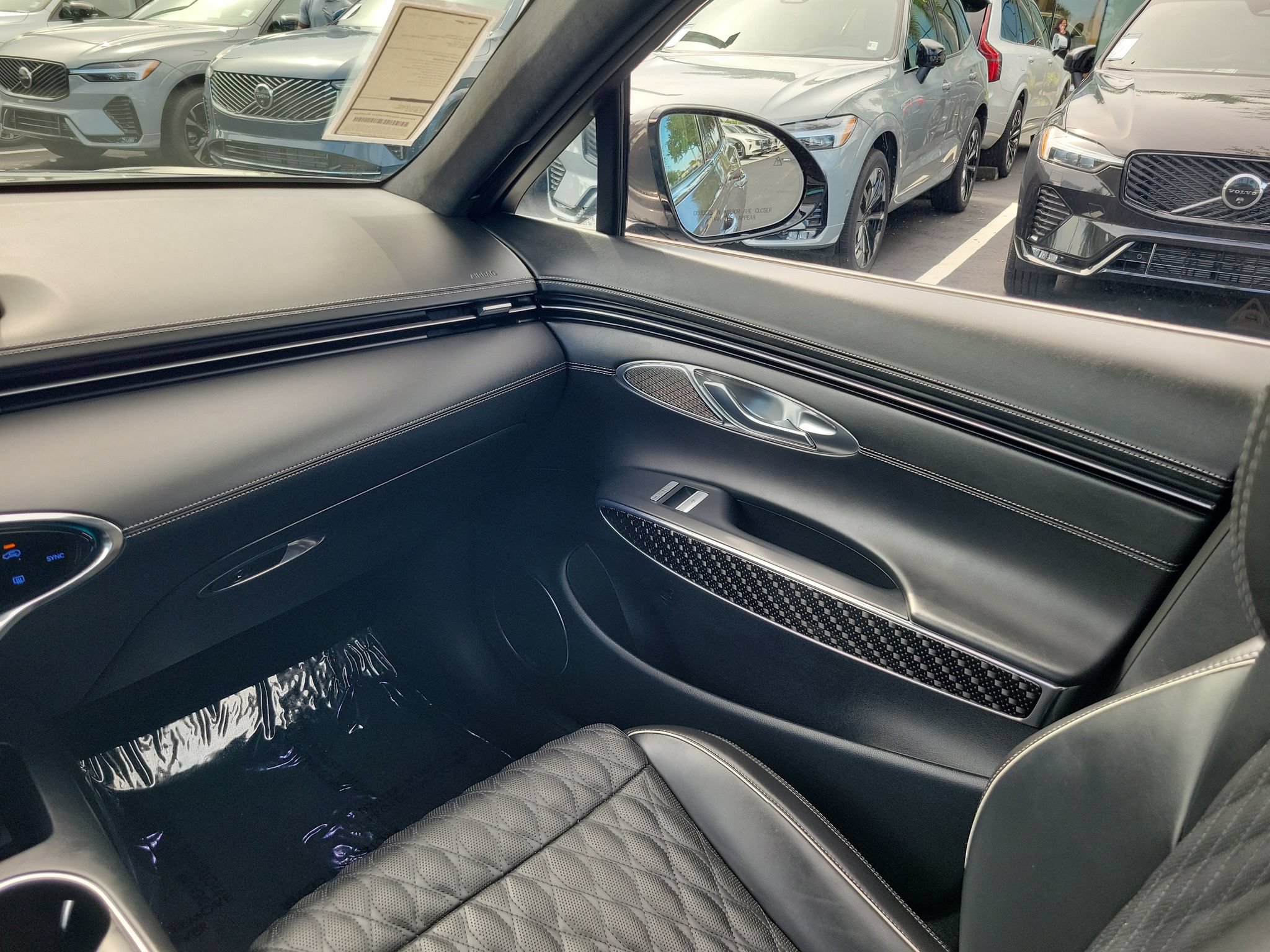 Certified 2023 Genesis GV70 3.5T Sport w/ Sport Prestige Package AWD/4WD image 15