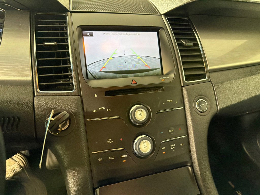 Used 2014 Ford Taurus SEL w/ Equipment Group 201A image 15