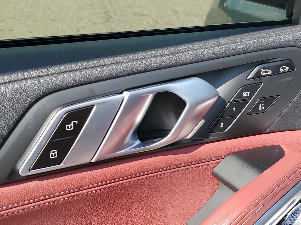 Used 2021 BMW X6 M50i w/ Executive Package AWD/4WD image 27