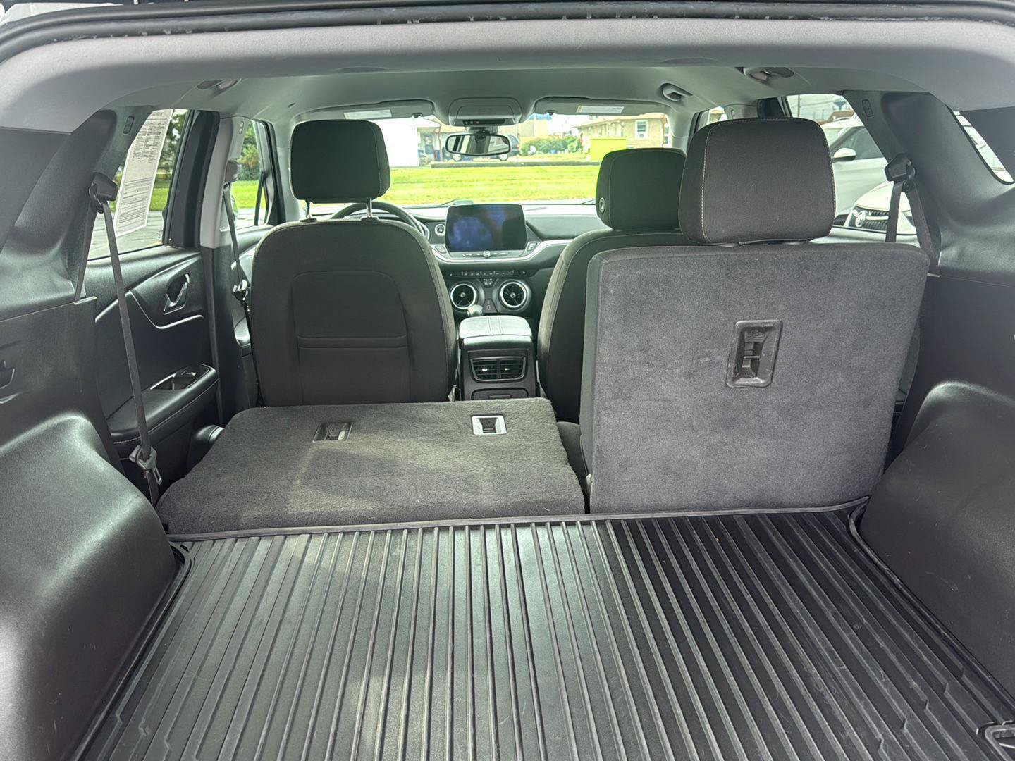 Used 2023 Chevrolet Blazer LT w/ Convenience Package FWD image 28