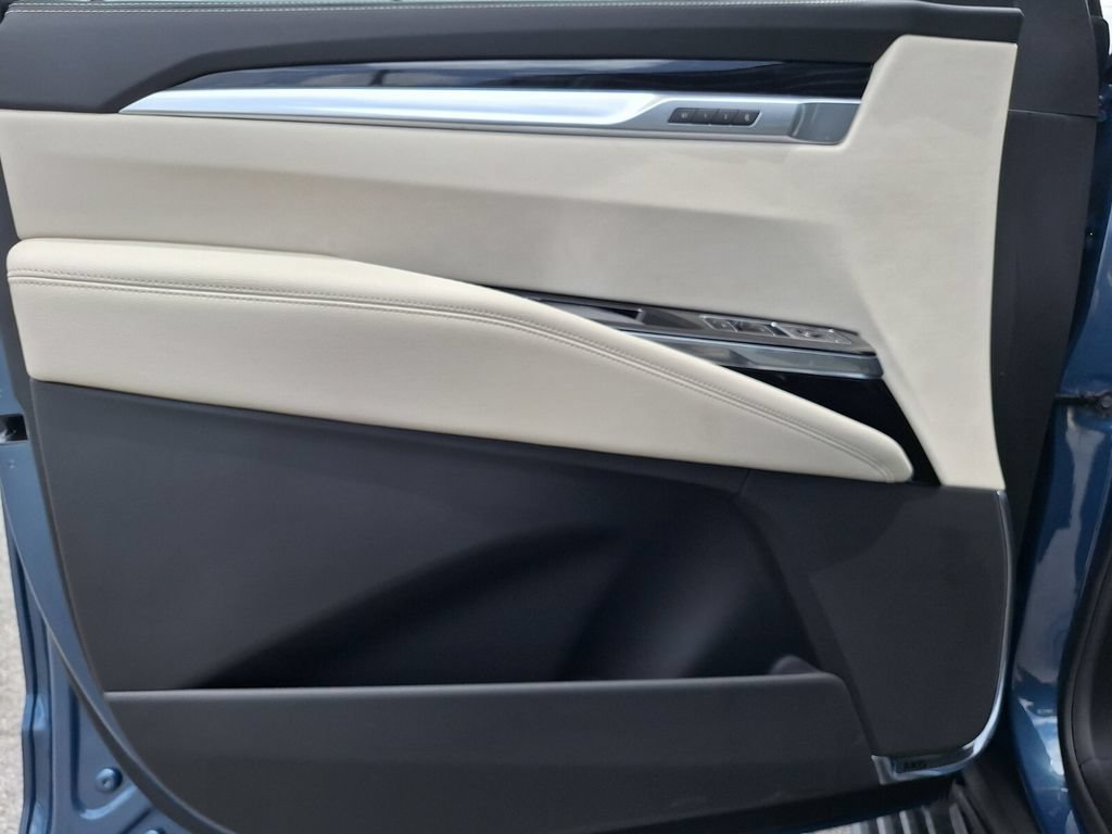 New 2026 Cadillac Escalade Sport AWD/4WD image 34
