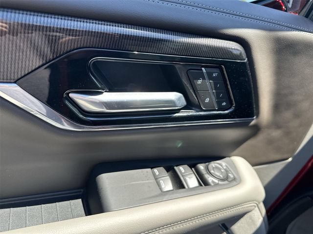 Certified 2025 GMC Yukon XL Elevation AWD/4WD image 24