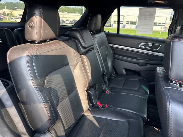Used 2016 Ford Explorer Sport w/ Equipment Group 401A AWD/4WD image 14