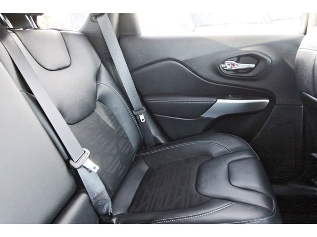 Used 2022 Jeep Cherokee Latitude image 10