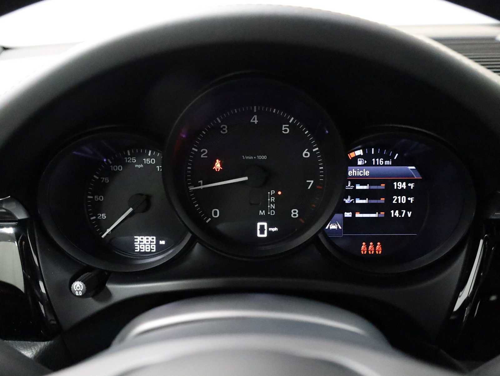 Certified 2026 Porsche Macan AWD/4WD image 24
