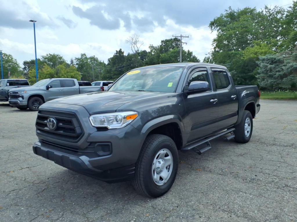 Used 2022 Toyota Tacoma SR AWD/4WD image 3