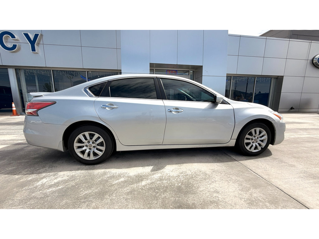 Used 2015 Nissan Altima 2.5 S w/ Power Driver Seat Package FWD image 6