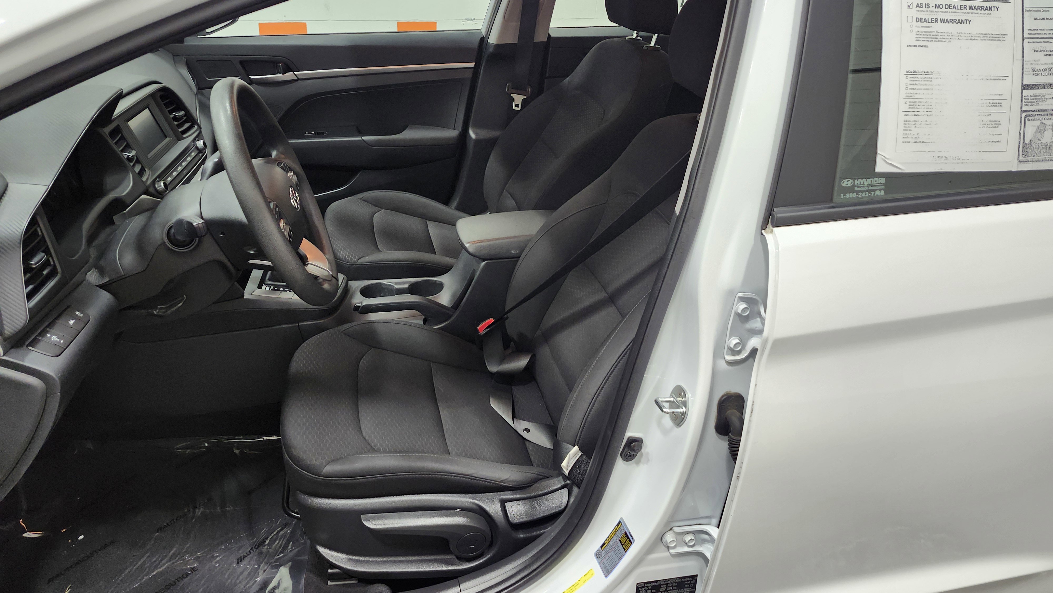 Used 2020 Hyundai Elantra SE w/ Cargo Package (C1) image 21