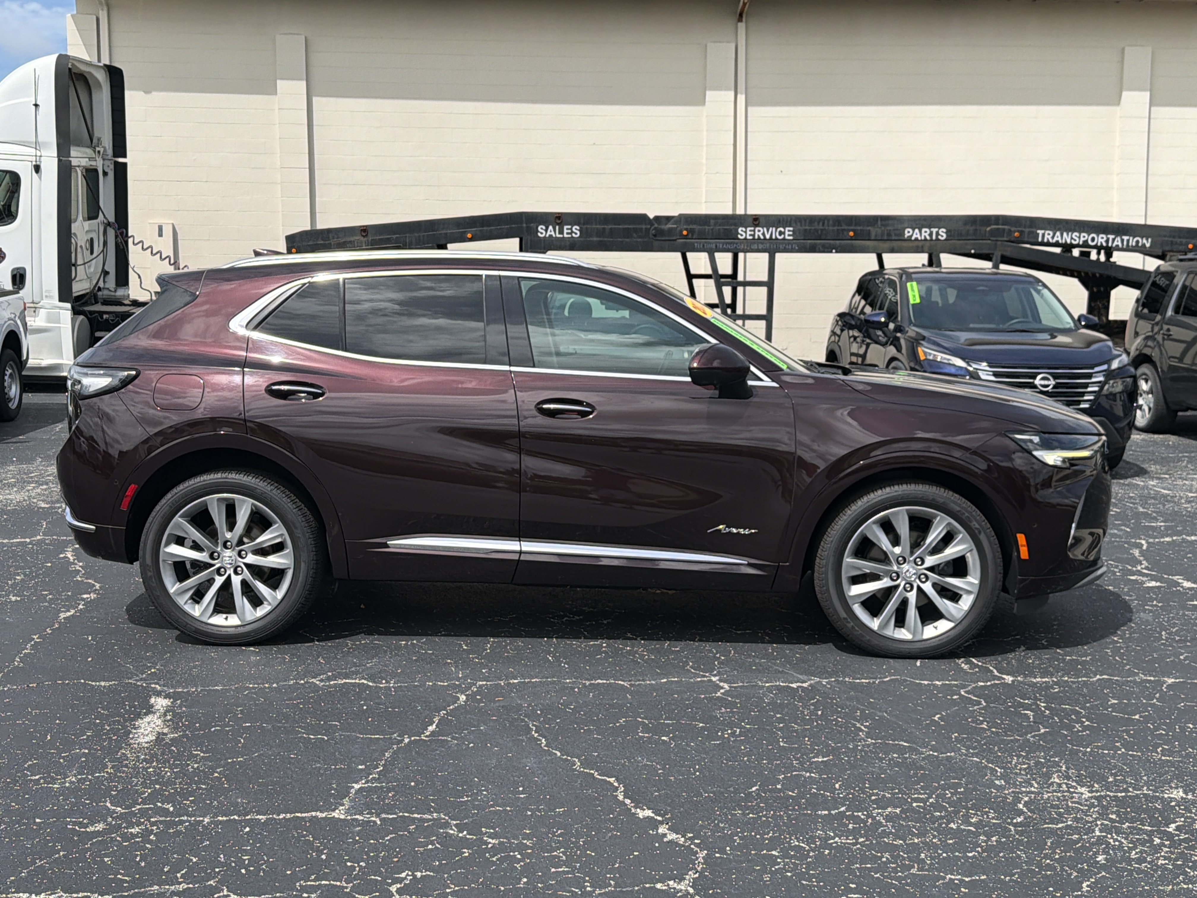 Used 2023 Buick Envision Avenir FWD image 2