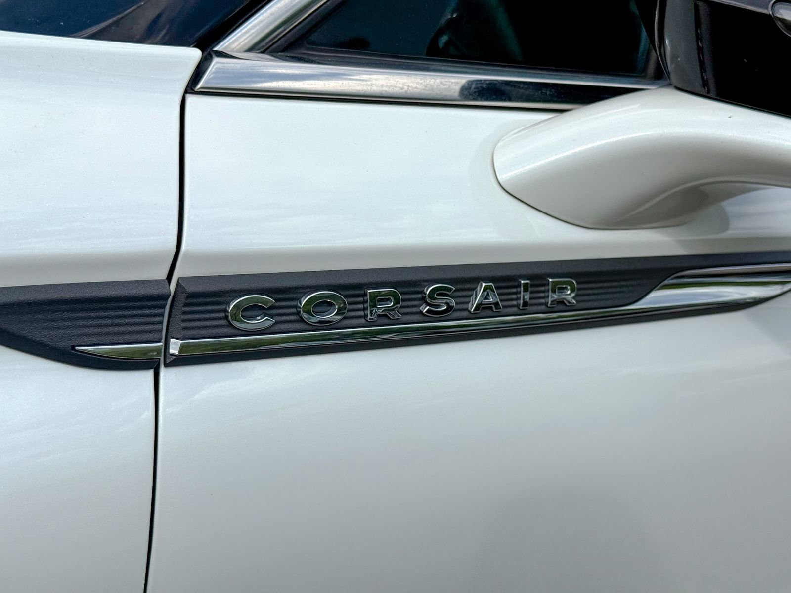 Used 2023 Lincoln Corsair AWD w/ Equipment Group 101A image 12