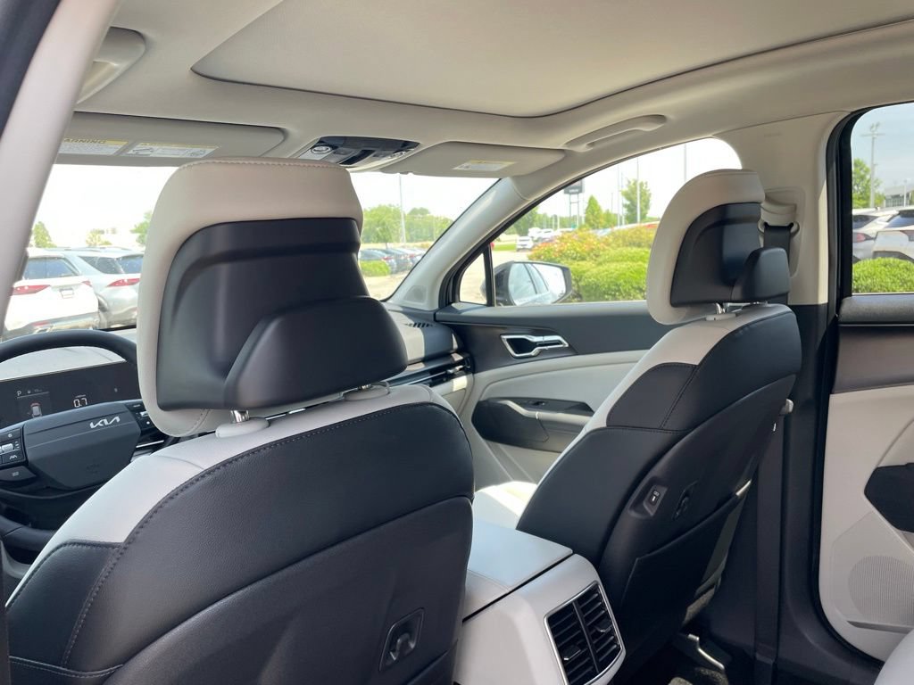 New 2026 Kia Sportage EX w/ EX Panorama Roof Package FWD image 27