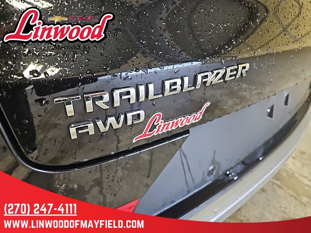 Used 2024 Chevrolet TrailBlazer LT w/ LT Cold Weather Package image 11