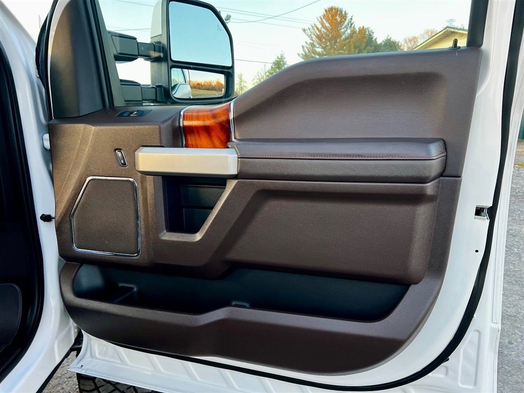 Used 2017 Ford F250 King Ranch w/ King Ranch Ultimate Package image 46