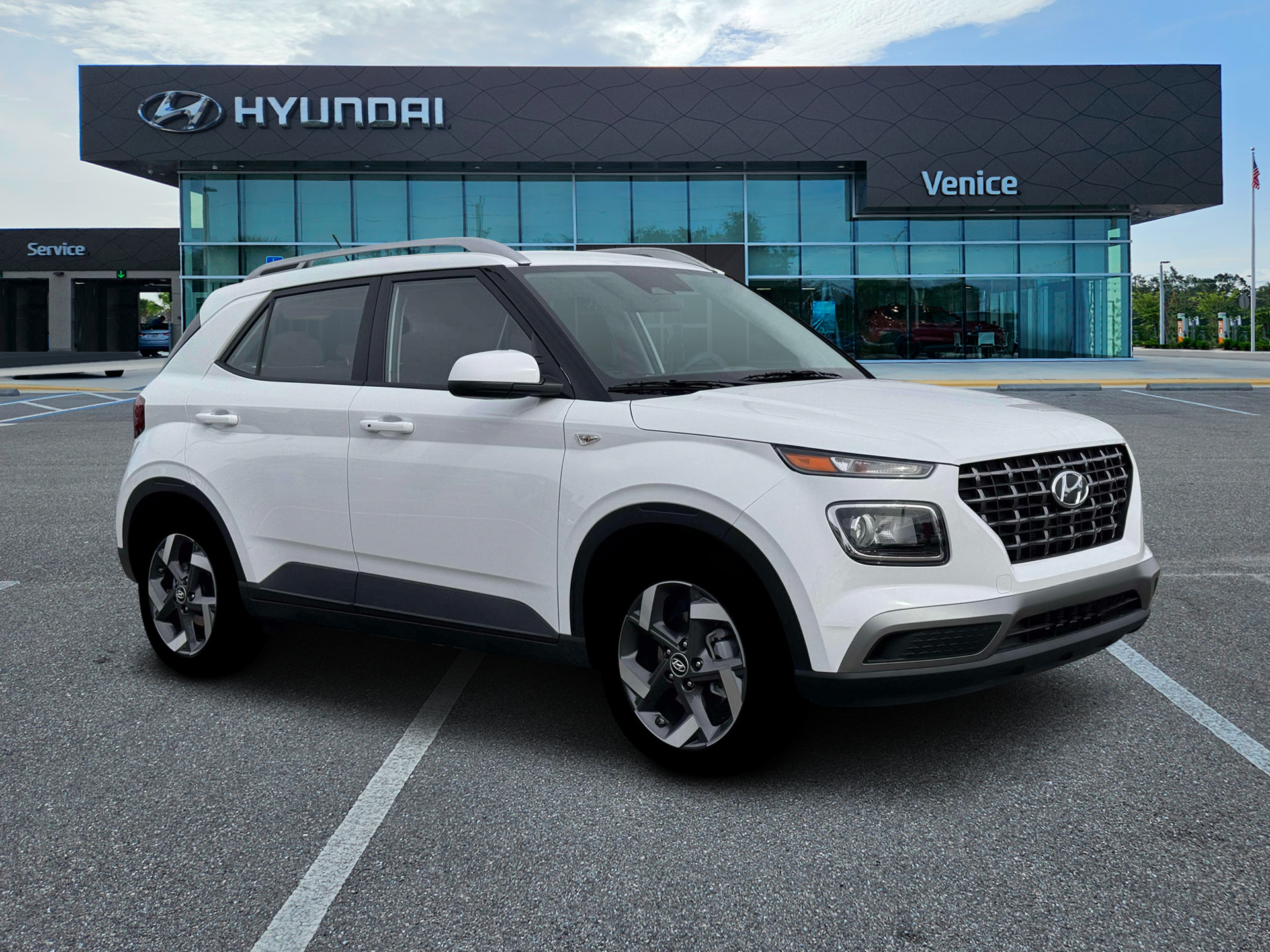 Used 2026 Hyundai Venue SEL FWD image 29