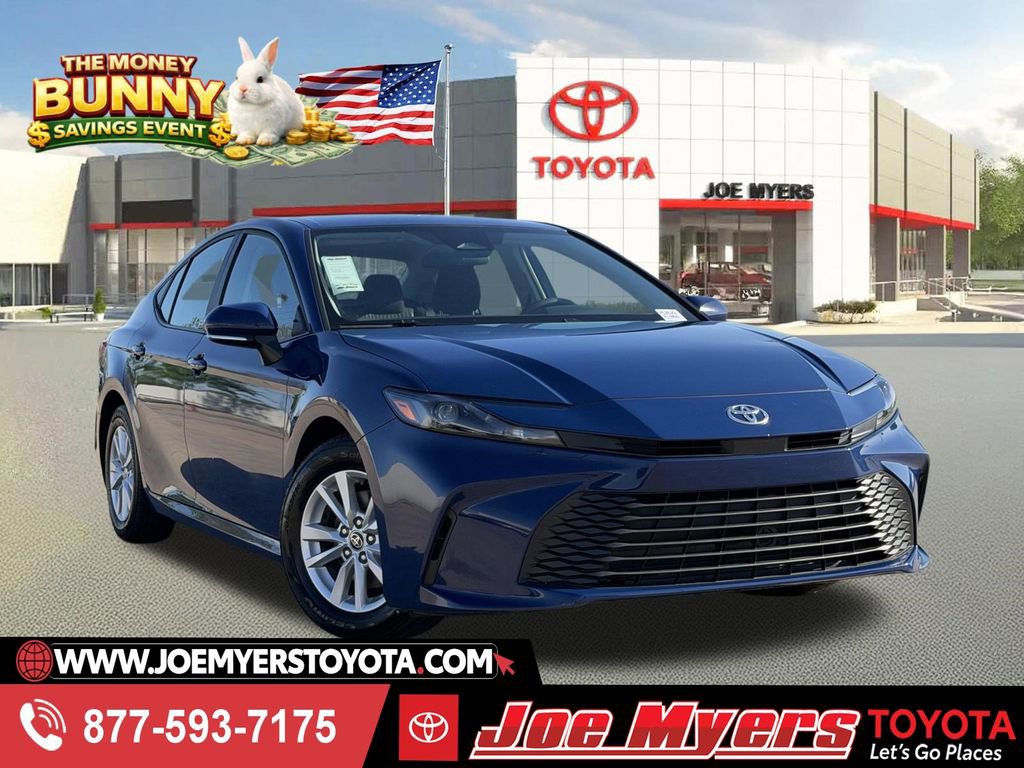 Used 2025 Toyota Camry LE FWD image 1