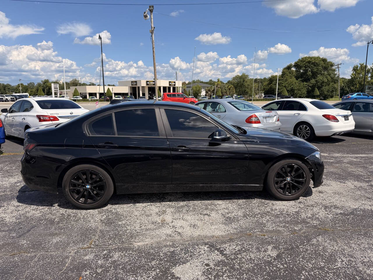 Used 2016 BMW 320i Sedan RWD image 3