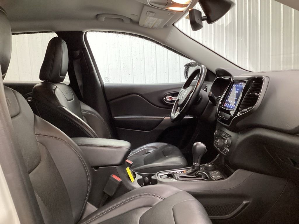 Used 2020 Jeep Cherokee Limited AWD/4WD image 20
