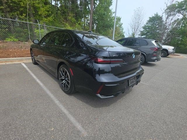 Used 2025 BMW 750e xDrive image 12