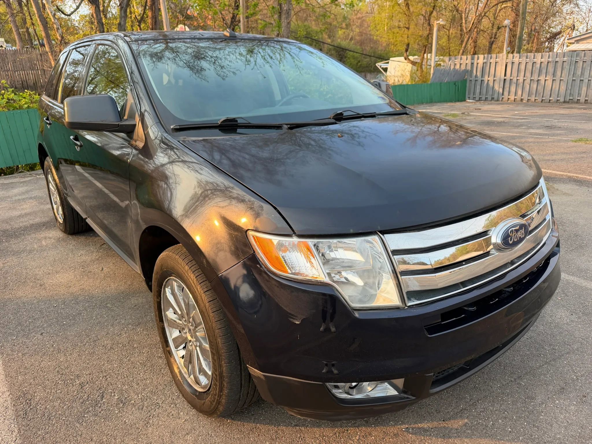 Used 2010 Ford Edge SEL AWD/4WD image 2