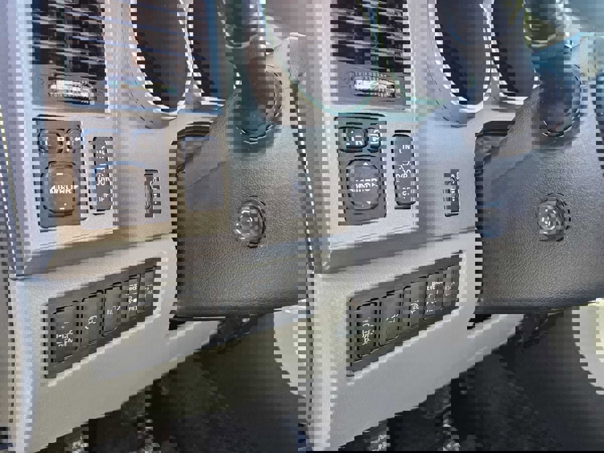 Used 2012 Toyota Sequoia Platinum image 14