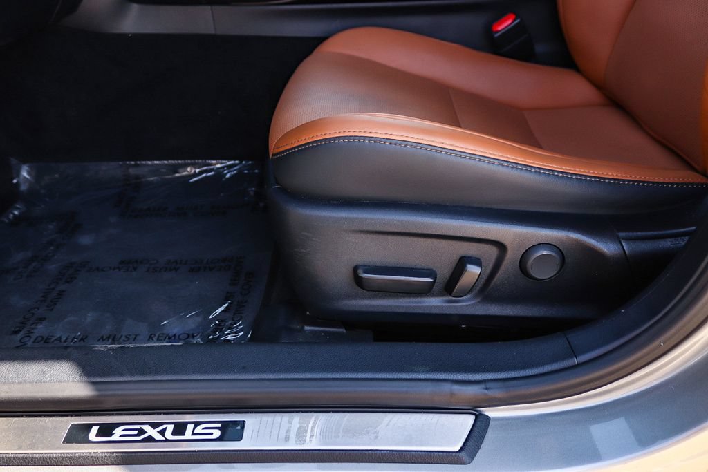 Used 2023 Lexus IS 300 w/ Premium Package RWD image 24