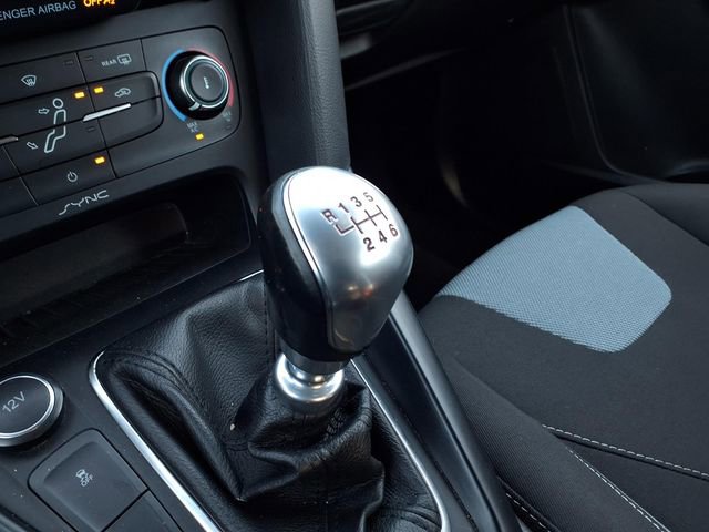 Used 2016 Ford Focus ST image 16