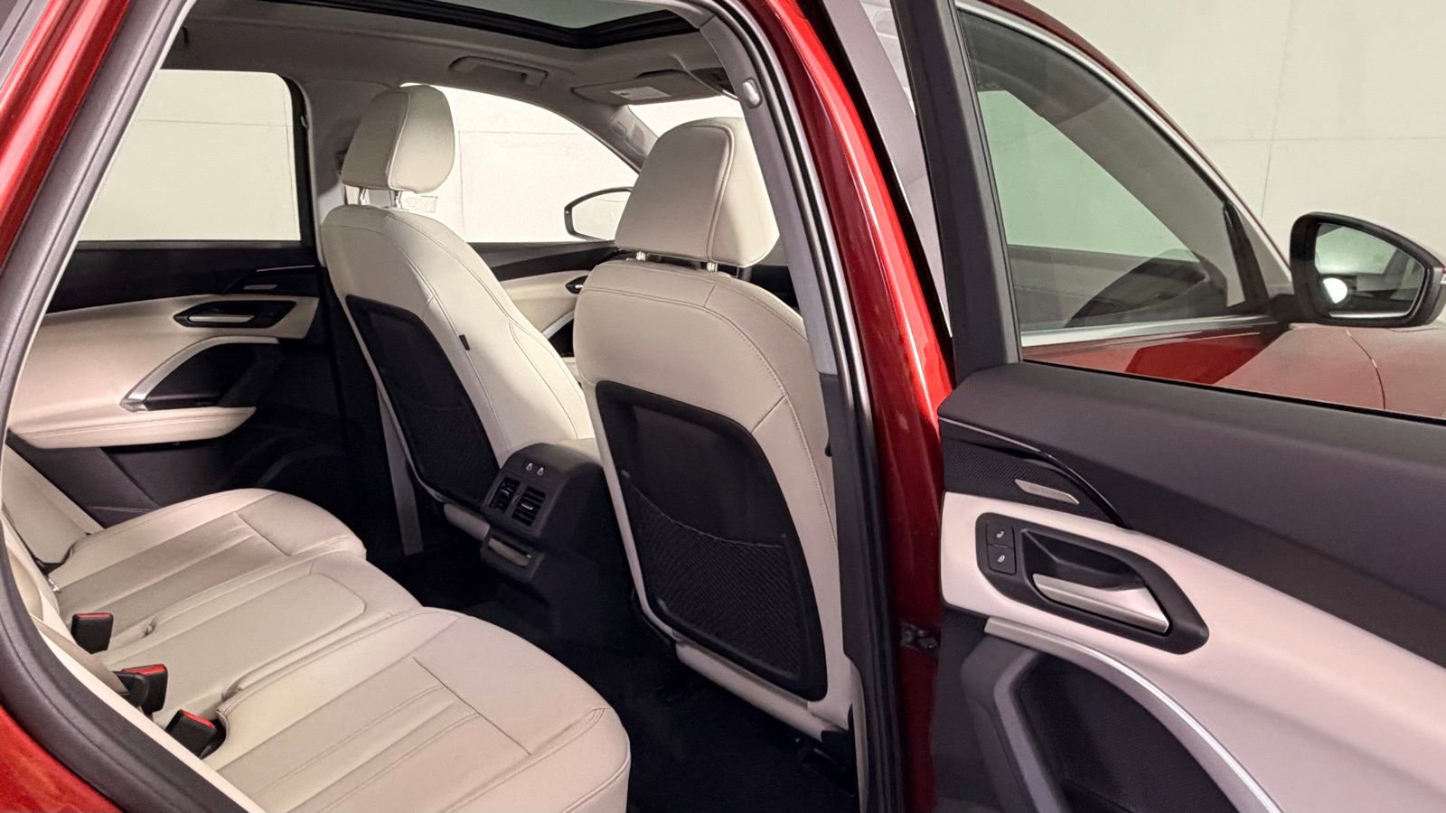 Used 2025 Audi Q5 Premium Plus w/ Premium Plus image 20