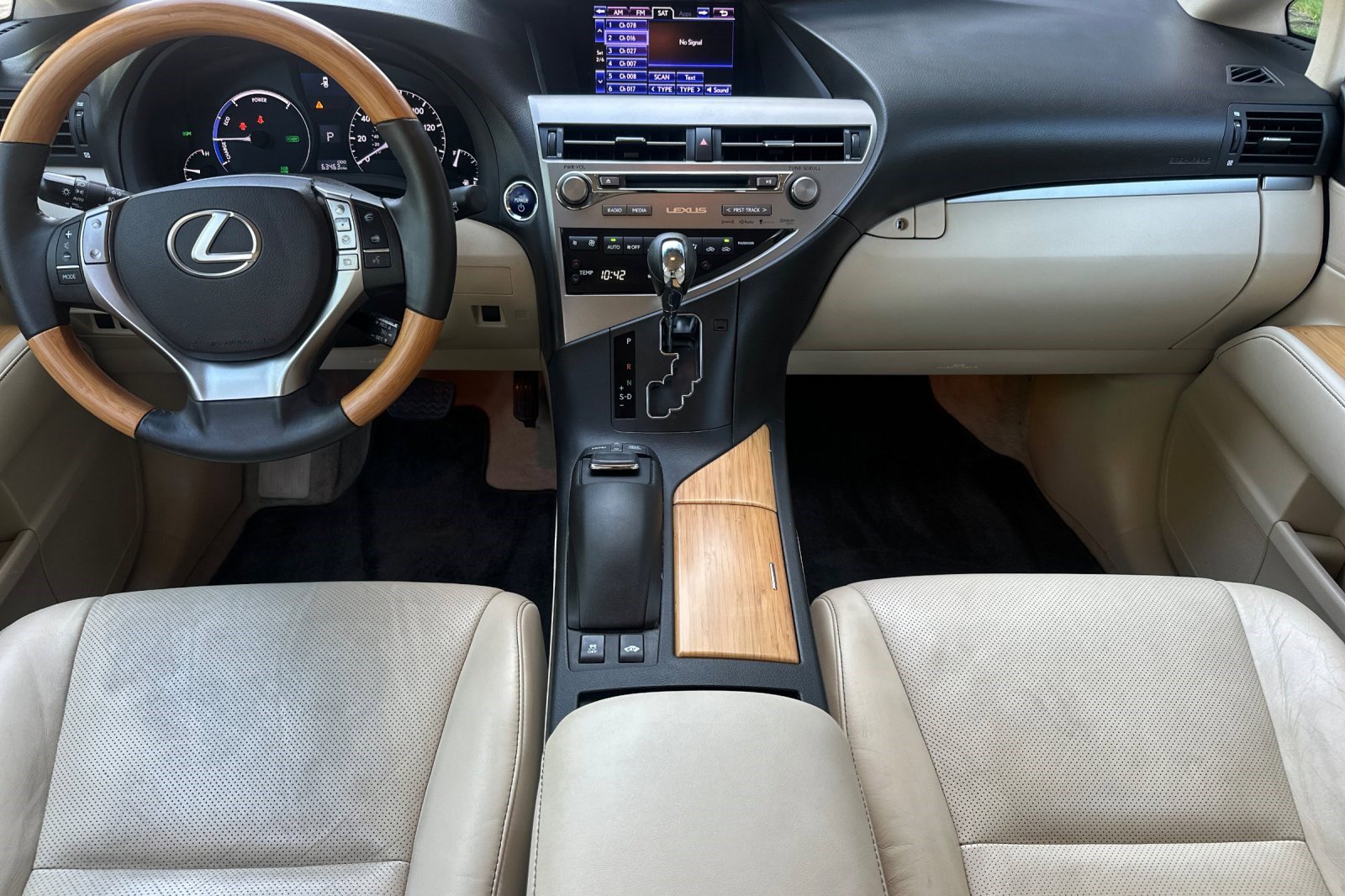 Used 2015 Lexus RX 450h FWD image 17