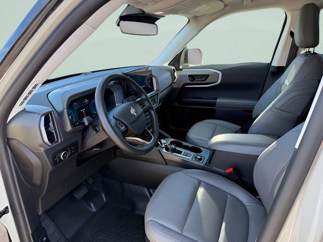 Used 2025 Ford Bronco Sport Badlands AWD/4WD image 4