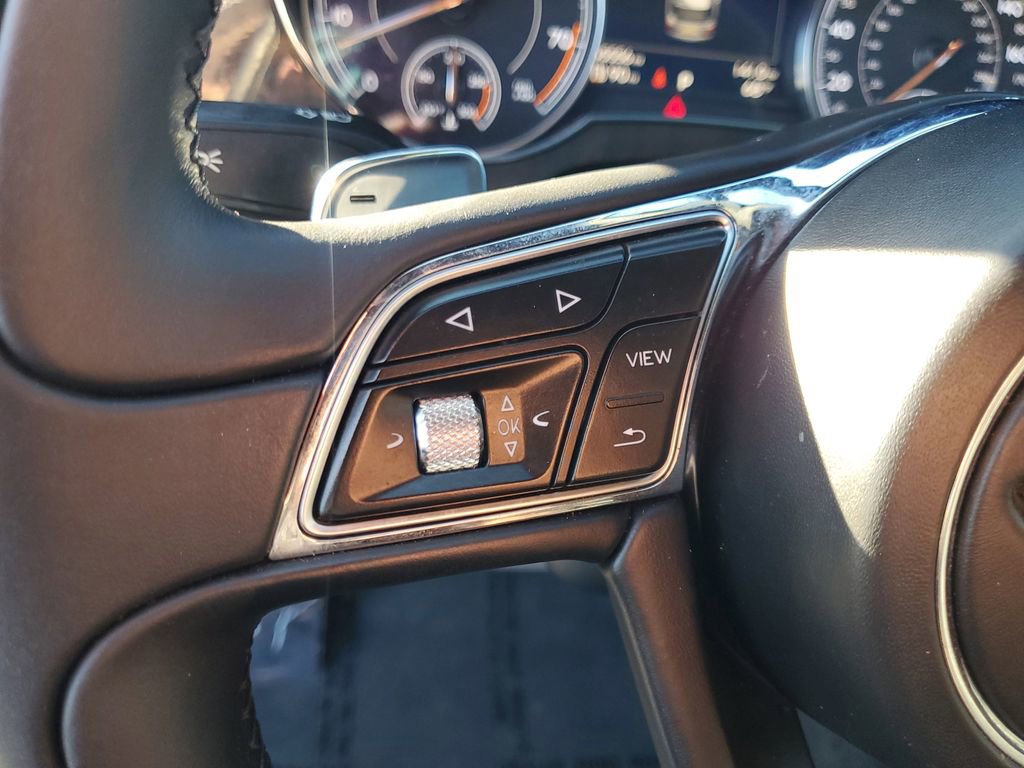 Used 2019 Bentley Bentayga image 26