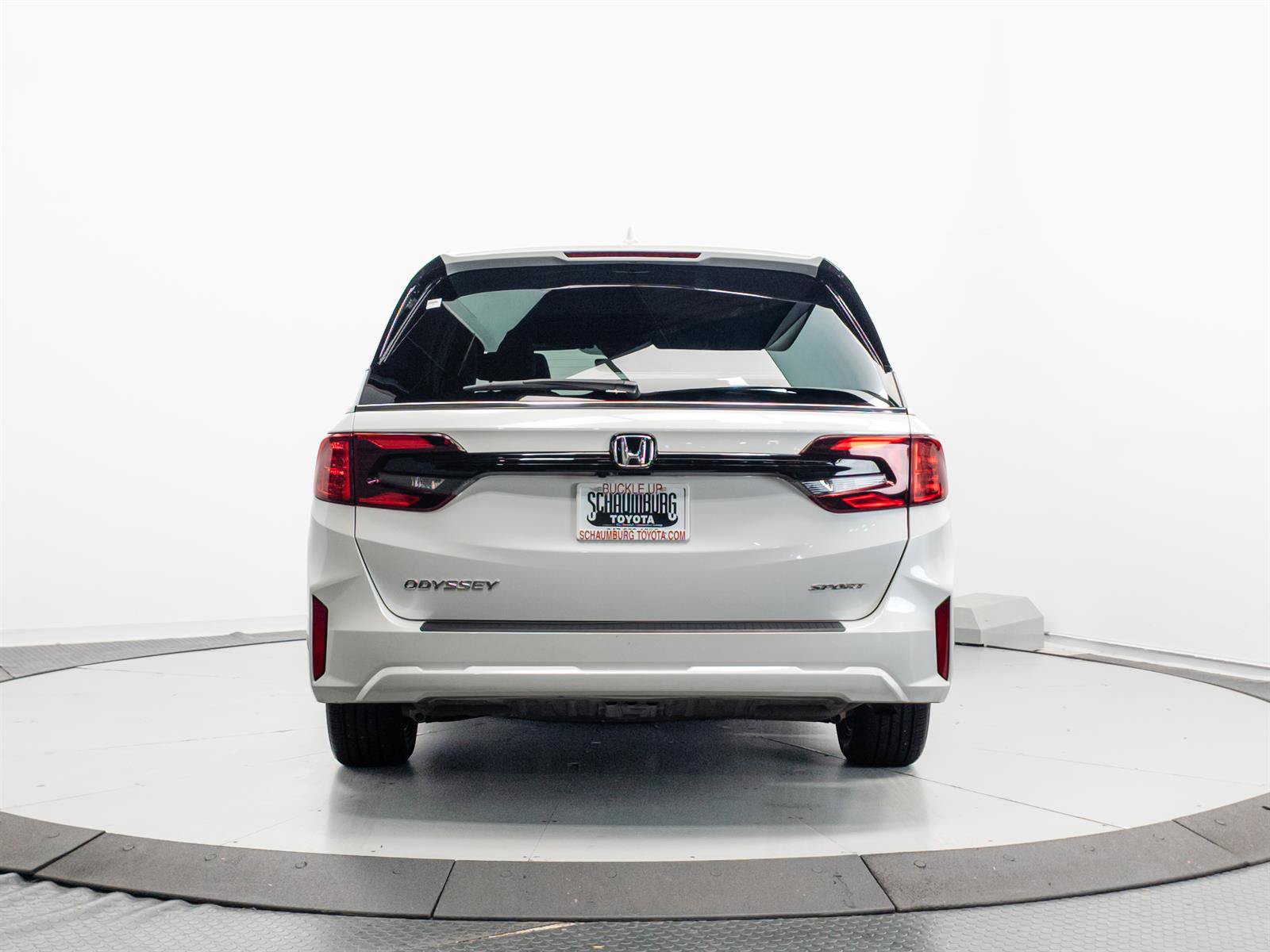 Used 2025 Honda Odyssey Sport-L image 11