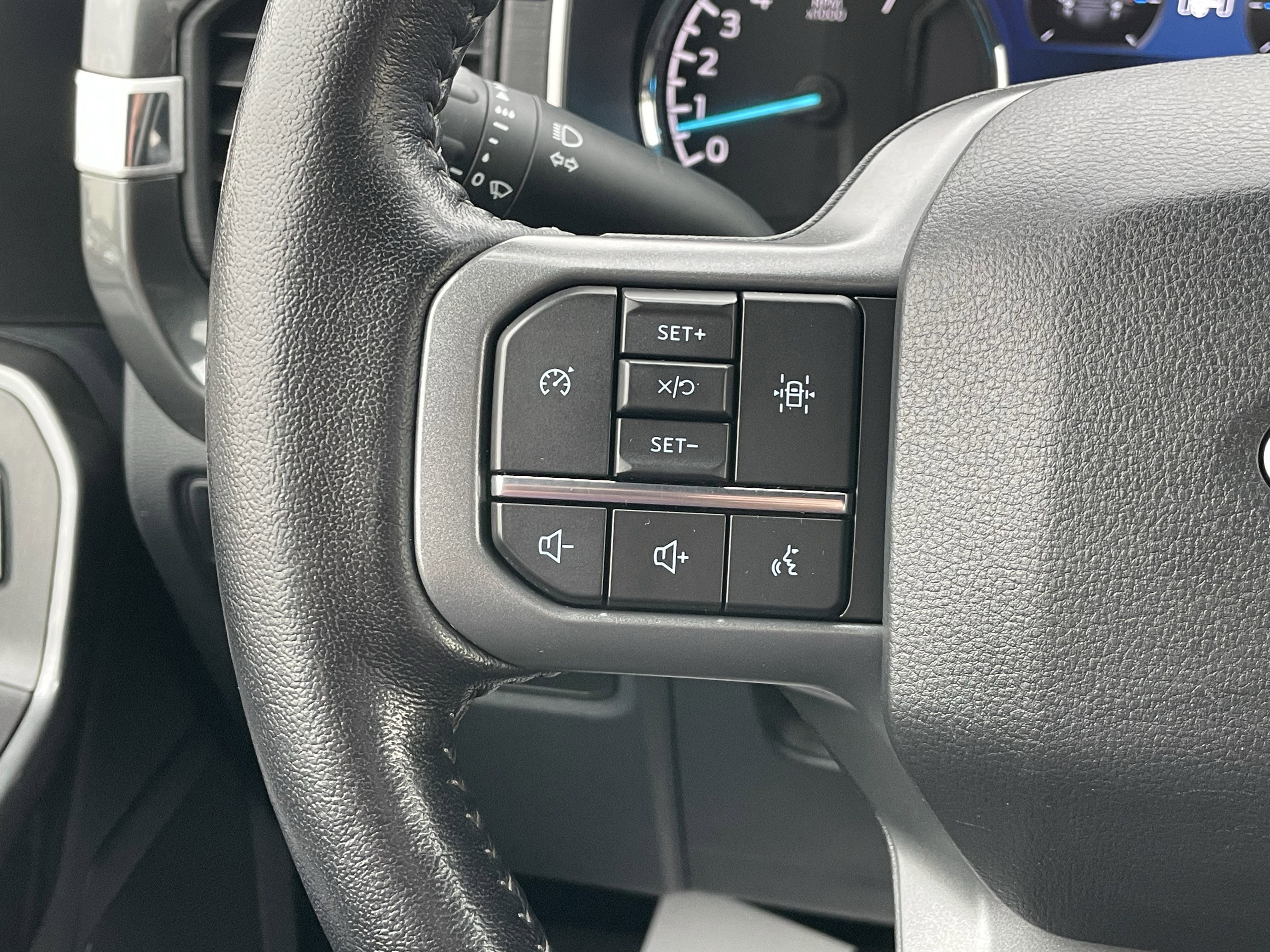 Used 2022 Ford F150 XLT w/ Equipment Group 302A High image 18