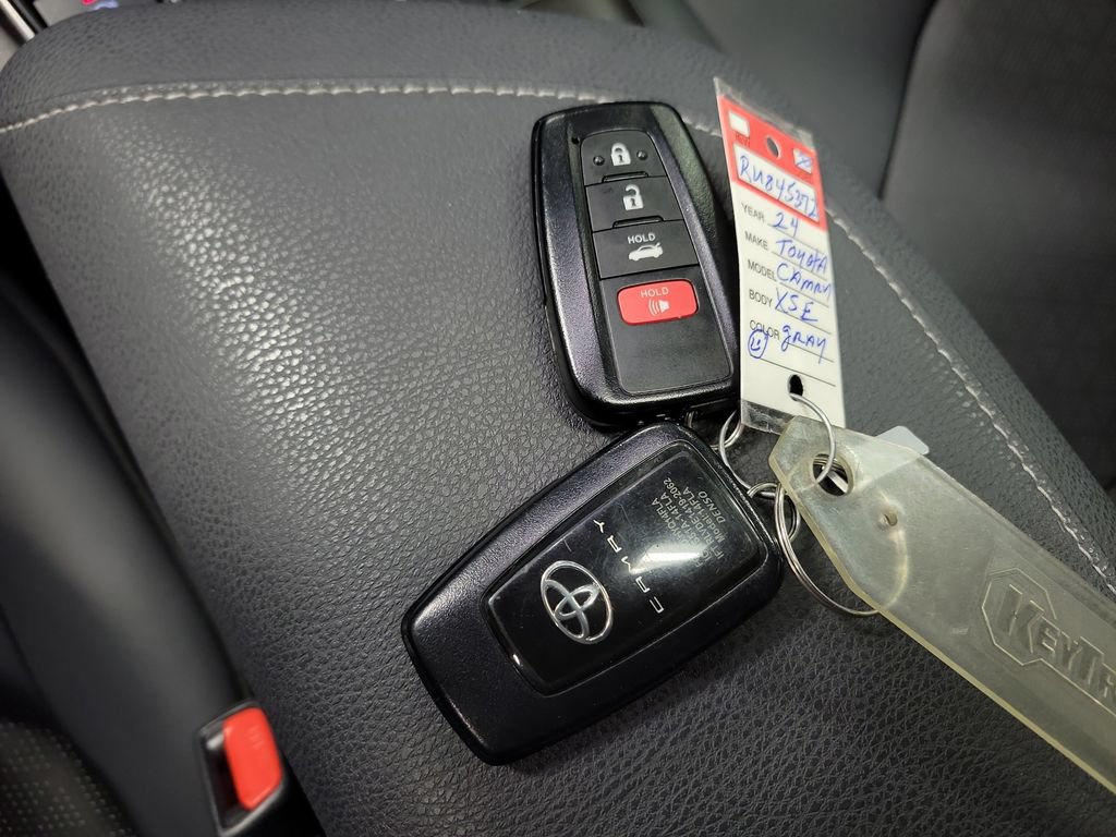 Used 2024 Toyota Camry XSE w/ Cold Weather Package FWD image 17