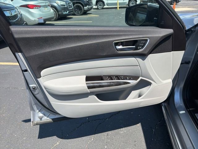 Used 2018 Acura TLX V6 w/ Technology Package FWD image 11