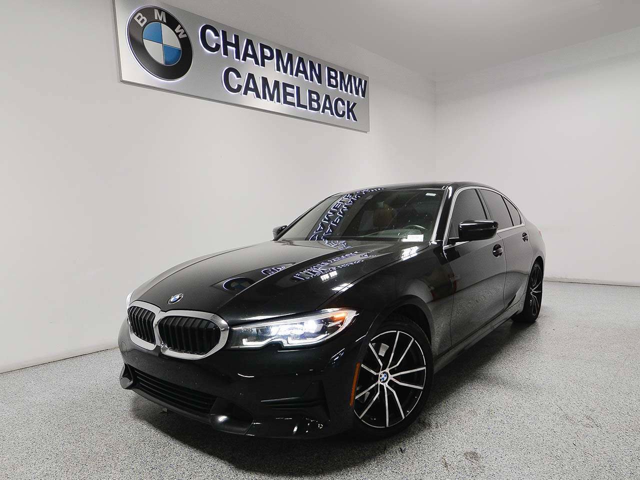 Used 2019 BMW 330i Sedan w/ Premium Package RWD image 1
