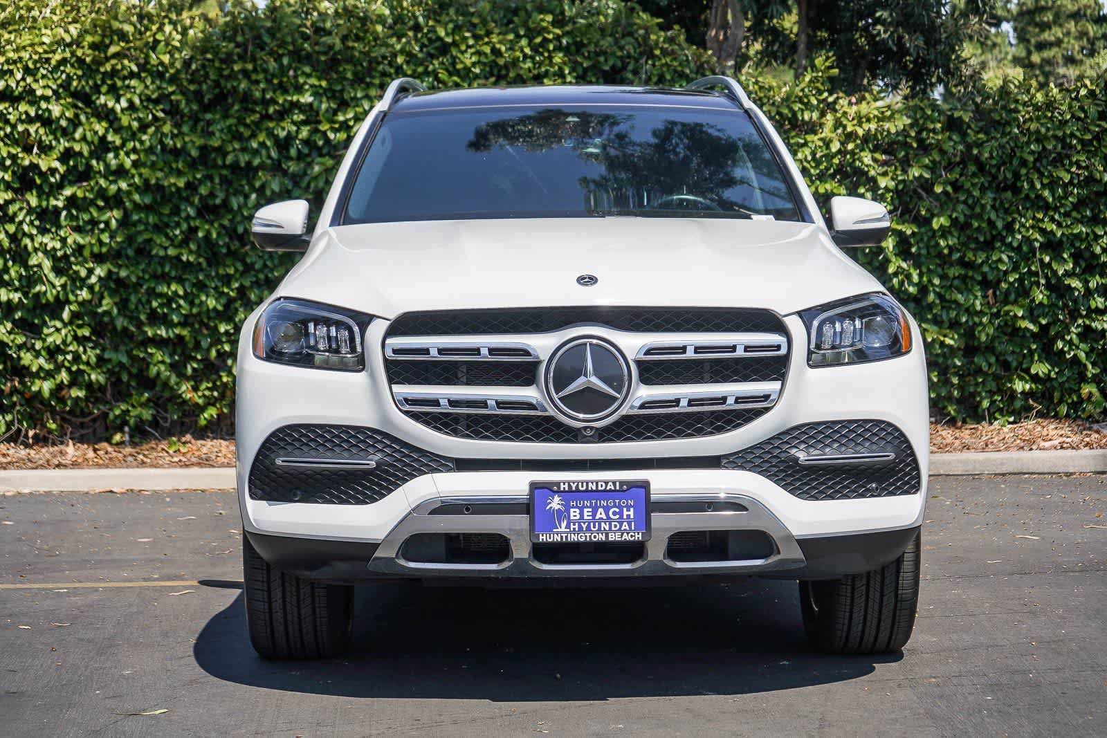 Used 2021 Mercedes-Benz GLS 450 4MATIC image 2