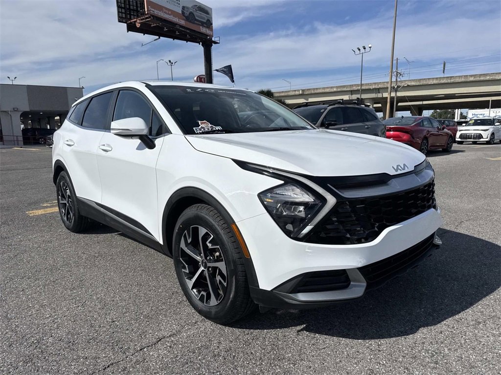 Certified 2023 Kia Sportage EX image 6