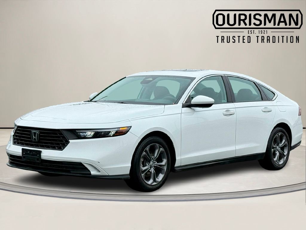 Used 2024 Honda Accord EX image 2
