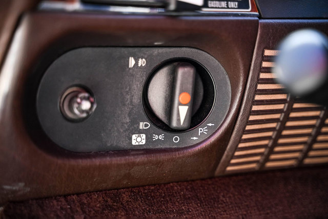 Used 1988 Mercedes-Benz 560 SL image 49