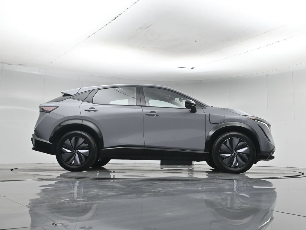 Used 2023 Nissan Ariya AWD image 49