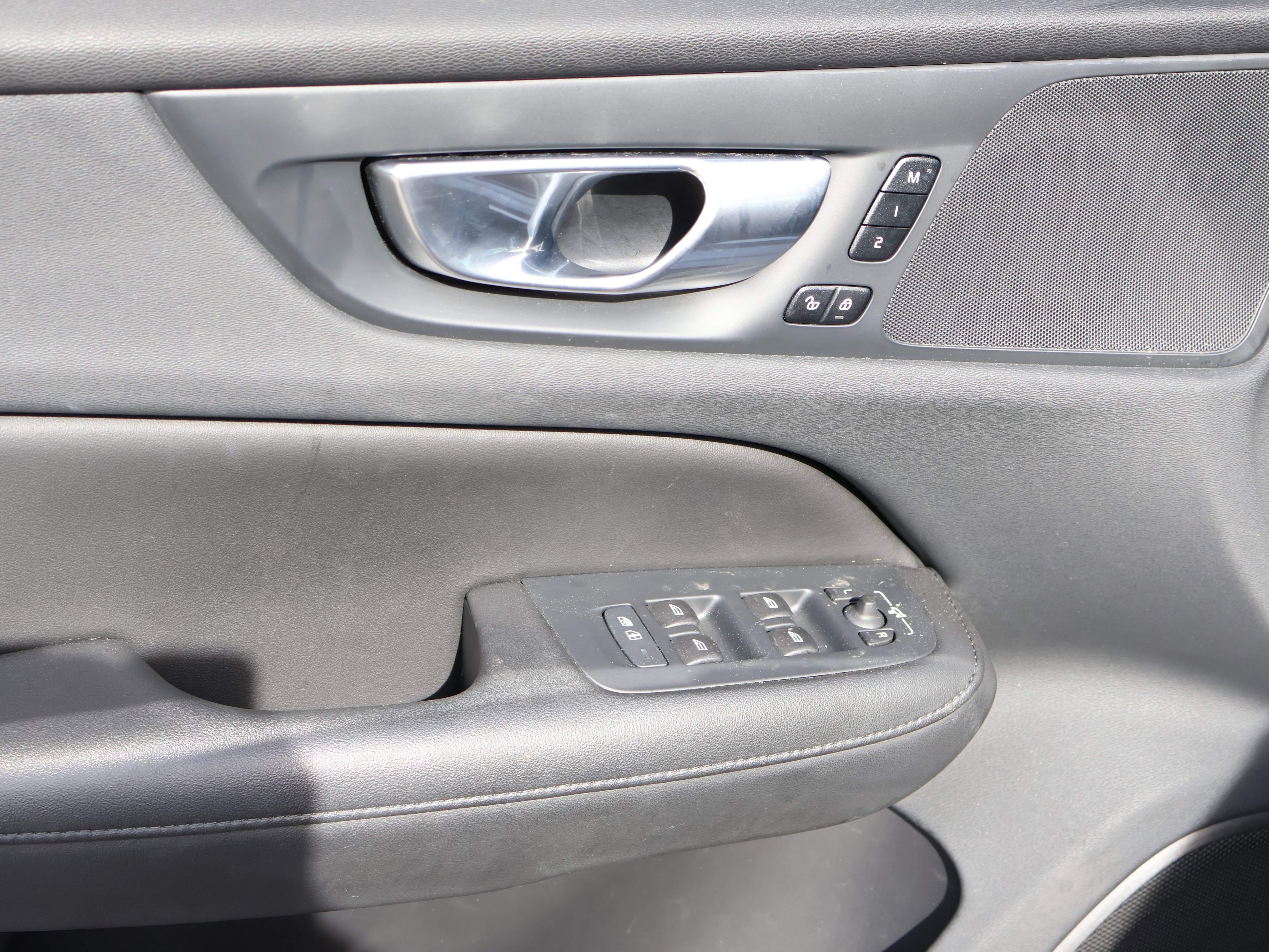 Used 2024 Volvo S60 T8 Plus w/ Climate Package image 21